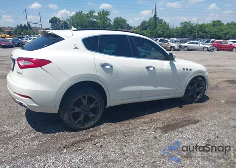 2018 Maserati Levante Gransport z USA, uszkodzony, nr VIN ZN661XUS6JX259627